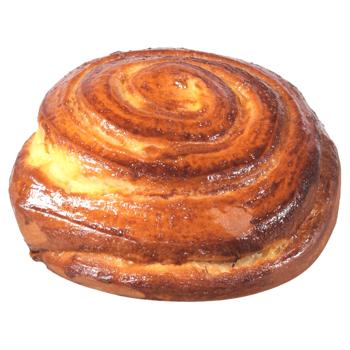 Pastry with Banana and Strawberry Filling 90g