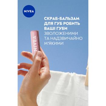 Скраб-бальзам для губ Nivea с маслом шиповника 5,5мл - купить, цены на КОСМОС - фото 3