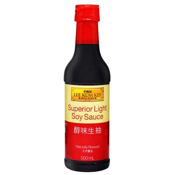 Соус соевый Lee Kum Kee Superior Light 500мл - купить, цены на КОСМОС - фото 1