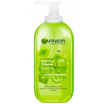 Гель для вмивання Garnier Основний догляд для нормальної та змішаної шкіри 200мл - купити, ціни на МегаМаркет - фото 1