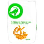 Мука Auchan пшеничная классическая высшего сорта 1кг