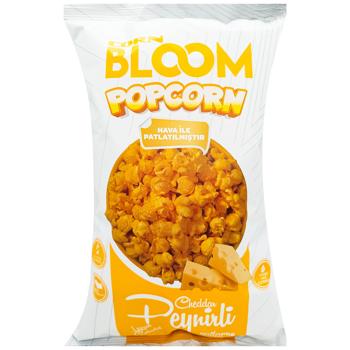 Попкорн Corn Bloom зі смаком сиру чеддер 65г - купити, ціни на КОСМОС - фото 1
