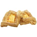 Puff with Ham and Cheese
