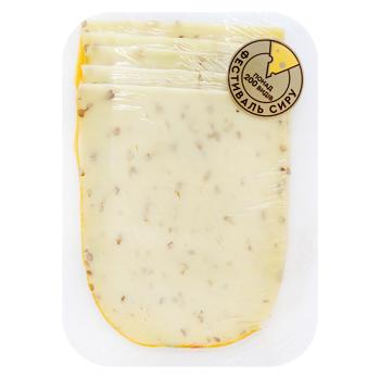 Huizer Kaas-Gilde Gouda Cheese with Walnuts 50%