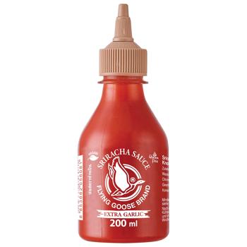 Соус Flying Goose Sriracha с чесноком 200мл - купить, цены на КОСМОС - фото 1