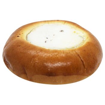 Сдоба Ватрушка с творогом 100г - купить, цены на КОСМОС - фото 1