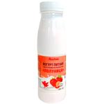 Yogurt Auchan strawberries with cream 2.5% 250ml Ukraine