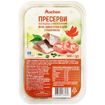 Оселедець Auchan філе-шматочки з паприкою в олії 500г - купити, ціни на Auchan - фото 1