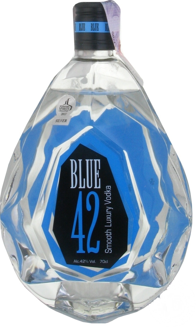 

Водка Blue 42 Luxury 42% 0,7л