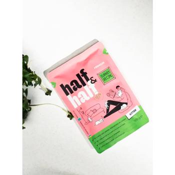 Упаковка вологого корму для кошенят Half&Half Kitten 22 шт х 100 г - індичка - купить, цены на MasterZoo - фото 2