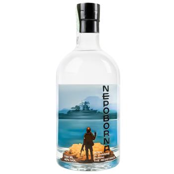 Водка Nepoborna 40% 0,7л - купить, цены на AlcoHub - фото 1