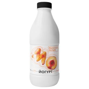 Molochniy Ostriv Peach Yogurt with Sugar 1.5% 900g