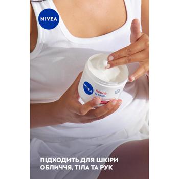 Крем для обличчя, тіла і рук Nivea Відновлення та догляд для сухої та дуже сухої шкіри 400мл Крем для обличчя, тіла і рук Nivea Відновлення та догляд для сухої та дуже сухої шкіри 400мл - купити, ціни на - фото 4