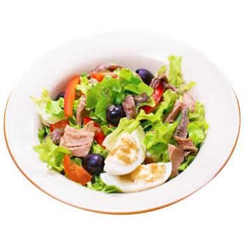 Nicoise Salad with Canned Tuna