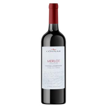 Вино Cotnar Hills Merlot красное полусладкое 10-13% 0,75л - купить, цены на AlcoHub - фото 1