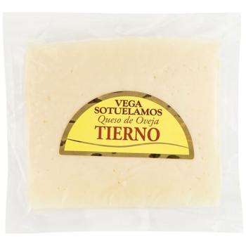 Сир овечий 55% 220г Vega Sotuelamos - купить, цены на Эпицентр FOOD - фото 1