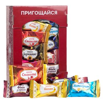 Pryhoshchaisia Assorted - 22 Sweets Set  500g