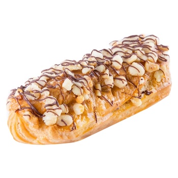 With Caramel Cream, Nuts Eclair Shortcake