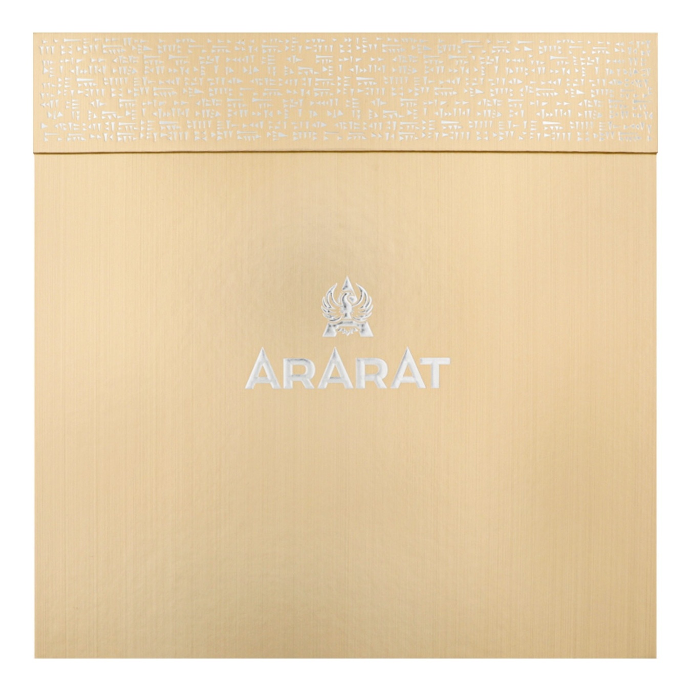 

Коньяк Ararat Erebuni 30 лет 40% 0.7л
