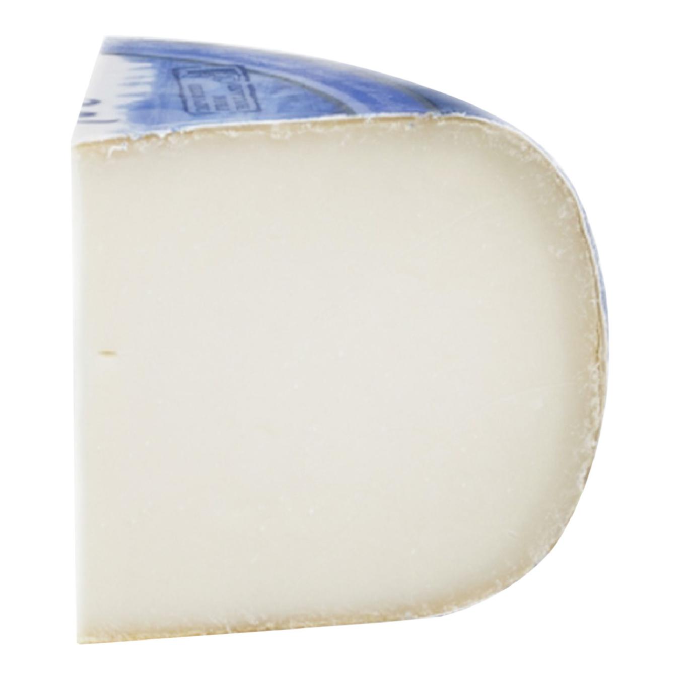 

Сыр Frico Шеврет выдержанный 50%
