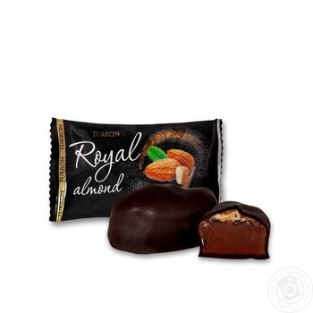 Конфеты Turron Royal Almond с миндалем в шоколадной глазури - купить, цены на Auchan - фото 1