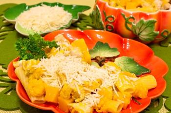 Макарони з гарбузом і філе індички - Image