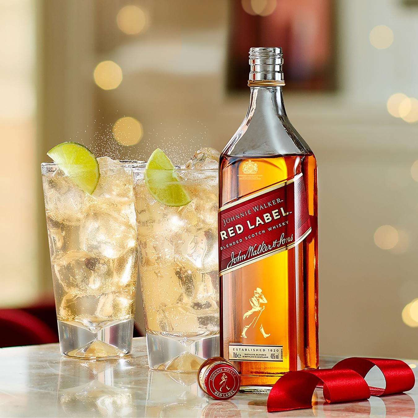 

Виски Johnnie Walker Black Label 12 лет 40% 0,7л в подарочной коробке