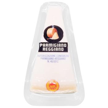 Latteria Sociale Mantova Parmigiano Reggiano Cheese 12-14 months 32% 200g - buy, prices for NOVUS - photo 1