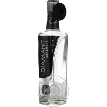 Vodka Medoff 40% 700ml glass bottle - buy, prices for MegaMarket - photo 1